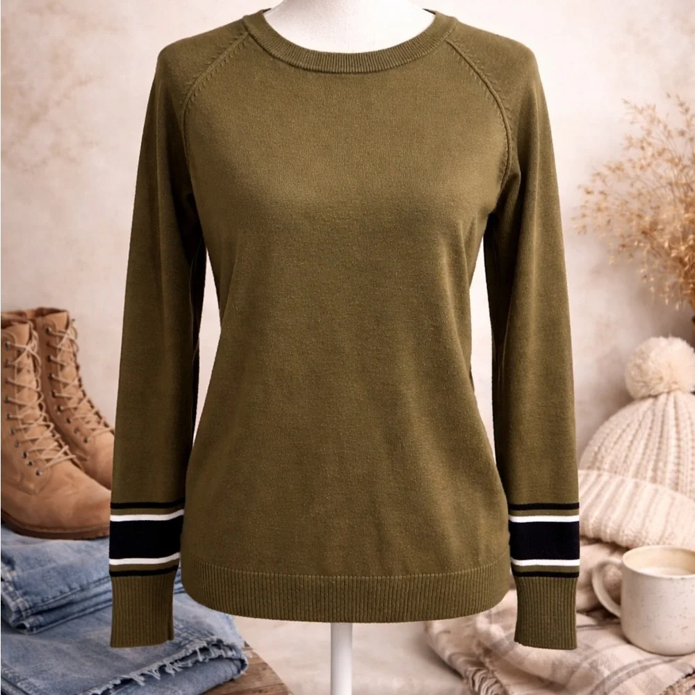 Sweater Olive Green Lightweight Knit Striped Cuff Crewneck Casual Cozy Pullover - Picture 8 of 8